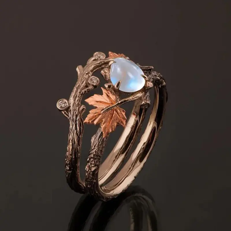 Anillo en Piedra Luna Natural